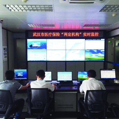 湖州最新药店3000元能套现多少方法分析(最方便真实的湖州急用钱如何提取医保卡里的钱方法)