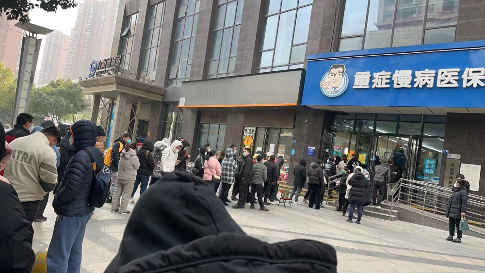 湖州最新求一个套医保卡的黄牛南京方法分析(最方便真实的湖州南京医保卡兑现中介方法)